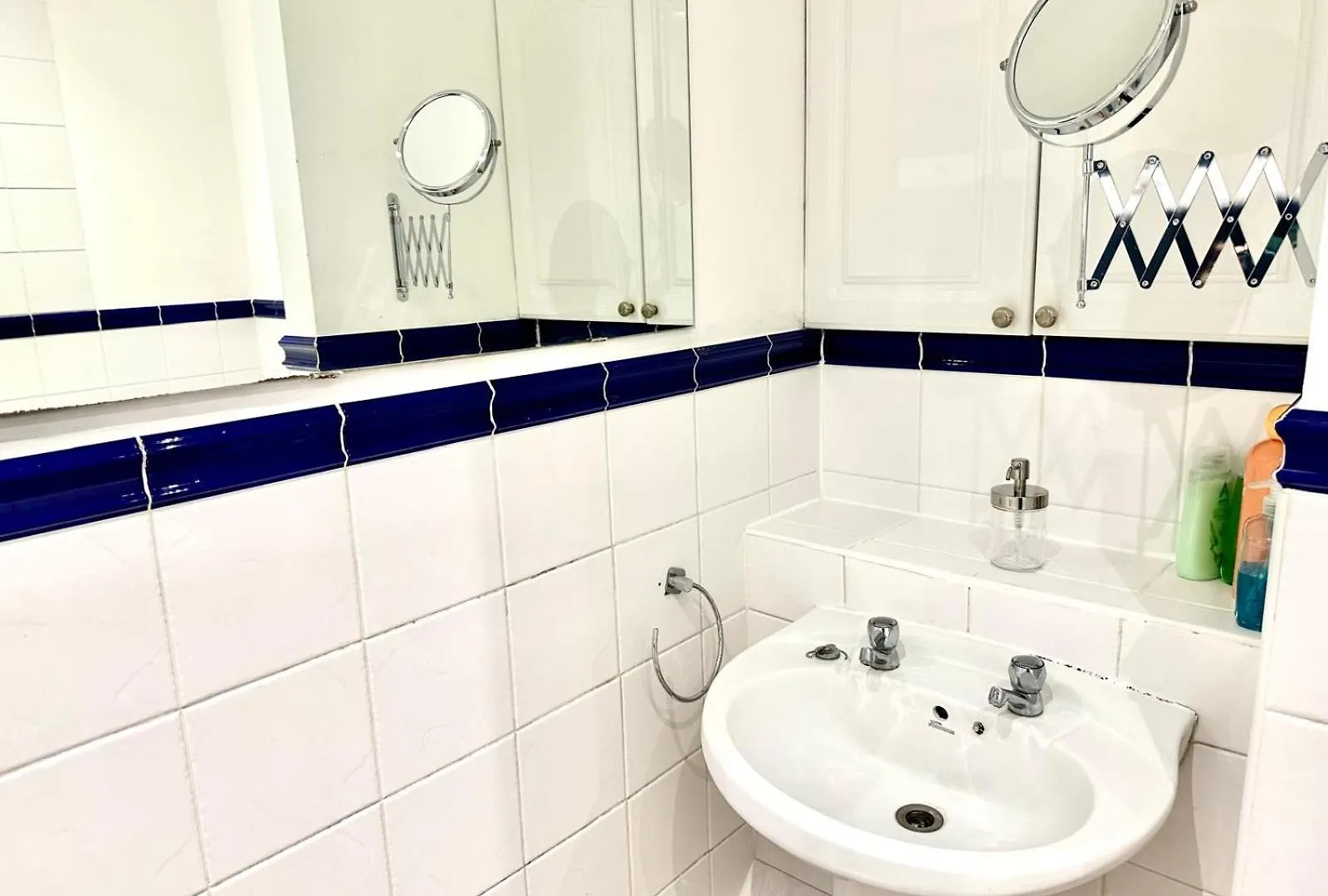 3 Bed Spacious House Eastleigh United Kingdom